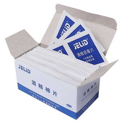 Strofinate bagnate di sterilizzazione della macchina imballatrice del tessuto del cuscinetto dell'alcool, mini macchina imballatrice d'imballaggio del tessuto bagnato