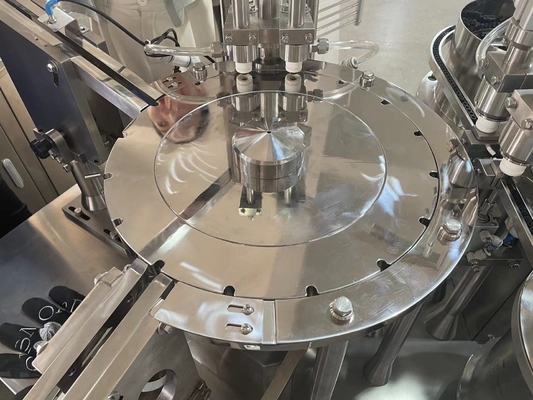 Siringa precompilata automatica della macchina di rifornimento della siringa precompilata per il gel liquido della cartuccia dentaria