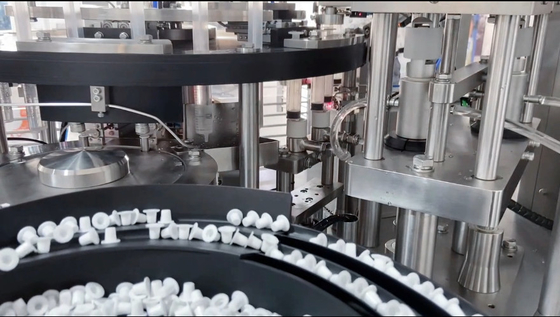 Imballaggio in gel di pasta di plastica, distribuzione di siringhe veterinarie, macchina di riempimento e di tappo