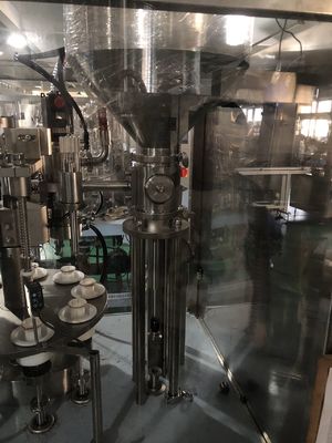 Apparecchiature di imballaggio di tenuta per riempimento di tubi di latte condensato