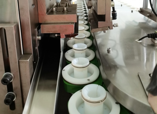 Macchina automatica di riempimento e sigillamento di tubi di plastica morbida per tubi di crema cosmetica in alluminio