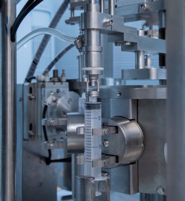 Macchina automatica di riempimento di siringhe preriempite 220V 380V certificata CE