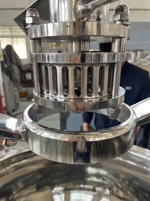 Macchine per la preparazione di creme e lozioni per il corpo