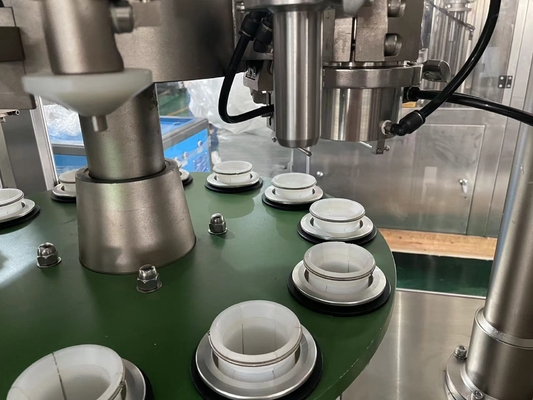Crema cosmetica dentifricio di plastica tubo di riempimento imballaggio macchina di riempimento e sigillamento