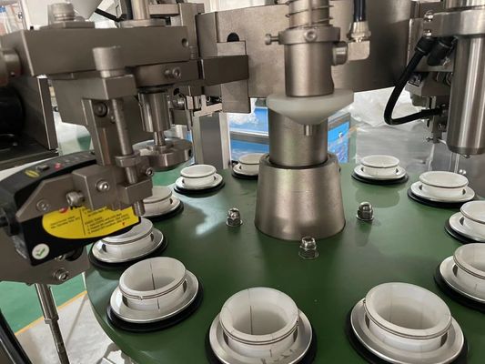 Pomata automatica gel dentifricio detergente per il viso cosmetica tubo di plastica macchina di riempimento e sigillamento