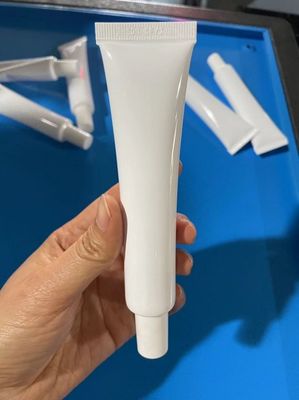 Macchina crema cosmetica di alluminio di riempimento e di sigillatura del tubo di plastica molle automatico della macchina del tubo di dentifricio in pasta del tubo di rifornimento