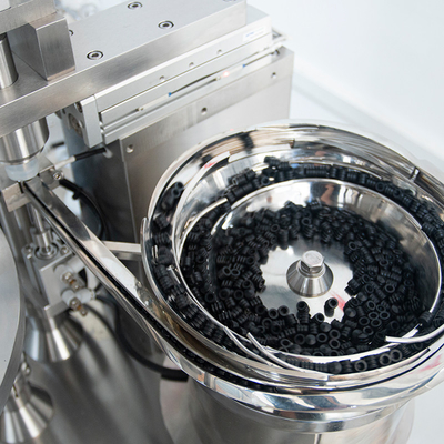 Macchina di riempimento di siringhe senza bolle in vetro automatico e monouso asettico