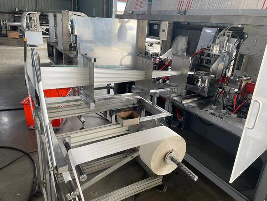Macchina automatica per imballaggio di tessuti bagnati a foglio singolo 3/4 di sigillamento laterale