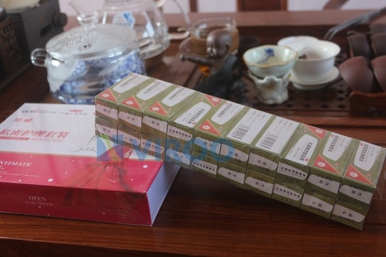 Automatic Poker Perfume Condom Sapone Cosmetico Box BOPP Film Membrana Trasparente 3D Packaging Cellophane Wrapping Machine